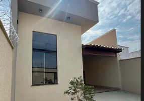 Foto 1 de Casa com 3 Quartos à venda, 100m² em Centro, Canaã dos Carajás