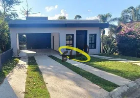 Foto 1 de Casa de Condomínio com 3 Quartos para venda ou aluguel, 240m² em Jardim Atalaia, Cotia