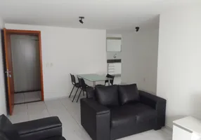 Foto 1 de Apartamento com 2 Quartos para alugar, 70m² em Boa Viagem, Recife