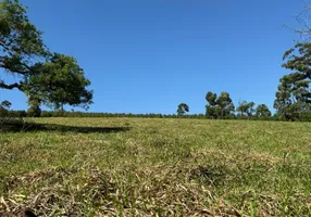 Foto 1 de Lote/Terreno à venda, 600m² em Aluminio, Alumínio