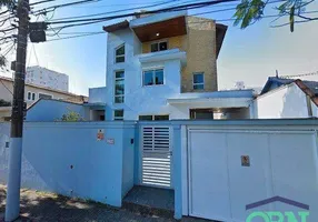 Foto 1 de Casa com 3 Quartos para venda ou aluguel, 237m² em Ponta da Praia, Santos