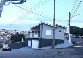 Foto 1 de Casa com 3 Quartos à venda, 213m² em Vila Municipal, Bragança Paulista