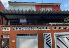 Foto 1 de Casa com 3 Quartos à venda, 202m² em Bangu, Santo André