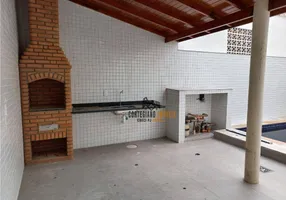 Foto 1 de Casa com 3 Quartos à venda, 270m² em Campo Grande, Santos