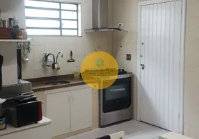 Foto 1 de Sobrado com 3 Quartos à venda, 190m² em Vila Ipojuca, São Paulo