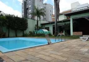 Foto 1 de Casa com 7 Quartos à venda, 720m² em Cabral, Contagem