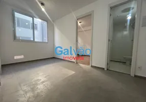 Foto 1 de Apartamento com 2 Quartos para alugar, 36m² em Socorro, São Paulo