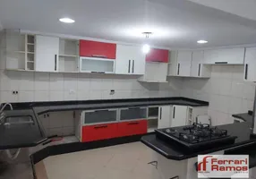 Foto 1 de Sobrado com 5 Quartos à venda, 200m² em Vila Rosalia, Guarulhos