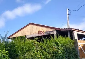 Foto 1 de Sobrado com 3 Quartos à venda, 196m² em Vila Santo Antonio, Campos do Jordão