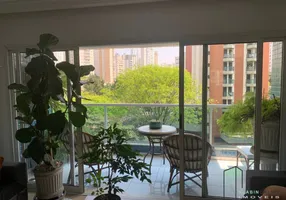 Foto 1 de Apartamento com 4 Quartos à venda, 154m² em Jardim Vila Mariana, São Paulo