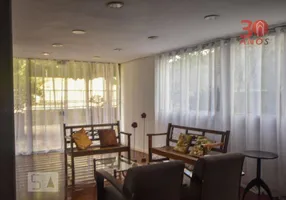 Foto 1 de Apartamento com 3 Quartos para alugar, 90m² em Campo Belo, São Paulo