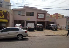 Foto 1 de Sobrado com 8 Quartos à venda, 490m² em Setor Aeroporto, Goiânia