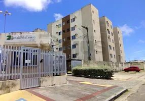 Foto 1 de Apartamento com 2 Quartos à venda, 68m² em Dezoito do Forte, Aracaju