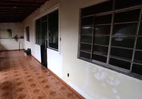 Foto 1 de Casa com 4 Quartos à venda, 200m² em Veneza, Ribeirão das Neves