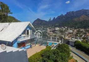 Foto 1 de Casa com 4 Quartos à venda, 233m² em Fazendinha, Teresópolis