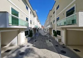 Foto 1 de Casa de Condomínio com 3 Quartos à venda, 156m² em Taquara, Rio de Janeiro