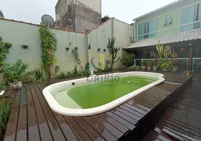 Foto 1 de Casa com 5 Quartos à venda, 250m² em Bangu, Rio de Janeiro