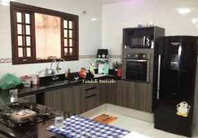 Foto 1 de Casa com 2 Quartos à venda, 237m² em Vila Junqueira, Santo André