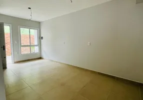 Foto 1 de Sobrado com 2 Quartos à venda, 81m² em Esplanada, Caxias do Sul