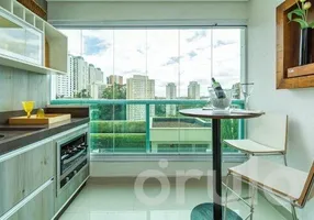 Foto 1 de Apartamento com 2 Quartos à venda, 64m² em Morumbi, São Paulo