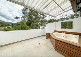 Foto 1 de Apartamento com 3 Quartos para alugar, 150m² em Itaipava, Petrópolis