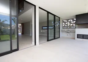 Foto 1 de Casa de Condomínio com 3 Quartos à venda, 215m² em Lagoa da Conceição, Florianópolis