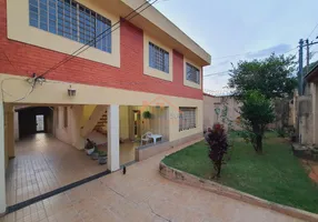 Foto 1 de Casa com 5 Quartos para alugar, 360m² em Jardim Riacho das Pedras, Contagem