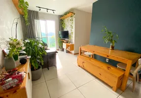 Foto 1 de Apartamento com 3 Quartos à venda, 65m² em Rio do Ouro, São Gonçalo