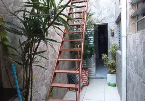 Foto 1 de Casa de Condomínio com 3 Quartos à venda, 148m² em Quarta Parada, São Paulo