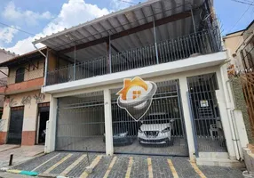 Foto 1 de Sobrado com 3 Quartos à venda, 250m² em Vila Iorio, São Paulo