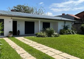 Foto 1 de Casa com 5 Quartos à venda, 150m² em Atlantida, Xangri-lá