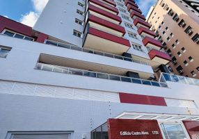 Apartamento à venda com 99m² na Rua Farrapos, Nossa Senhora Medianeira em Santa  Maria, RS
