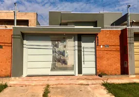 Foto 1 de Casa com 2 Quartos à venda, 110m² em Parque Residencial Rita Vieira, Campo Grande