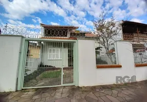 Foto 1 de Casa com 4 Quartos para alugar, 210m² em Jardim Itú Sabará, Porto Alegre