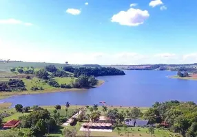 Foto 1 de Fazenda/Sítio com 3 Quartos à venda, 1200m² em Itai, Itaí