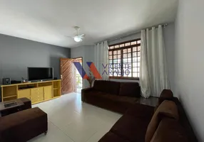 Foto 1 de Casa com 5 Quartos à venda, 170m² em Senhora das Graças, Betim