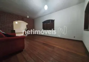 Foto 1 de Casa com 4 Quartos à venda, 372m² em Jardim Guanabara, Belo Horizonte