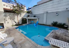 Foto 1 de Casa com 4 Quartos à venda, 300m² em Enseada, Guarujá