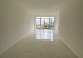 Foto 1 de Apartamento com 3 Quartos para alugar, 100m² em Centro, Itaboraí