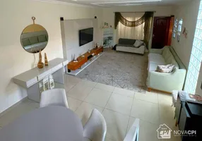 Foto 1 de Sobrado com 3 Quartos à venda, 130m² em Vila Tupi, Praia Grande