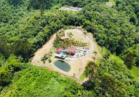 Foto 1 de Fazenda/Sítio com 4 Quartos à venda, 800m² em Rio Novo, Águas Mornas