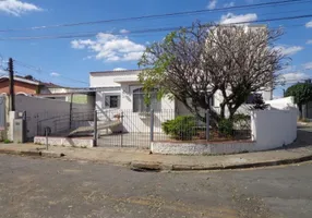 Foto 1 de Casa com 3 Quartos à venda, 288m² em Vila Aurocan, Campinas