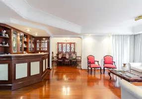 Foto 1 de Apartamento com 3 Quartos para venda ou aluguel, 216m² em Perdizes, São Paulo