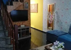 Foto 1 de Sobrado com 2 Quartos à venda, 161m² em Vila Scarpelli, Santo André