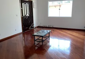 Foto 1 de Casa com 3 Quartos para alugar, 193m² em Vila Helena, Santo André