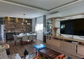 Foto 1 de Casa com 4 Quartos à venda, 453m² em Ipiranga, São José