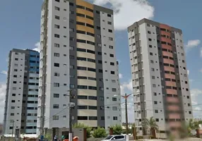 Foto 1 de Apartamento com 3 Quartos para alugar, 105m² em Candelária, Natal