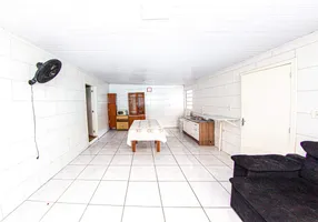 Foto 1 de Casa com 3 Quartos para alugar, 300m² em Divina Providência, Santa Maria