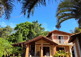 Foto 1 de Casa de Condomínio com 3 Quartos à venda, 258m² em Jardim Dos Ipês, Embu das Artes