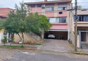 Foto 1 de Casa com 5 Quartos à venda, 331m² em Boa Vista, Porto Alegre